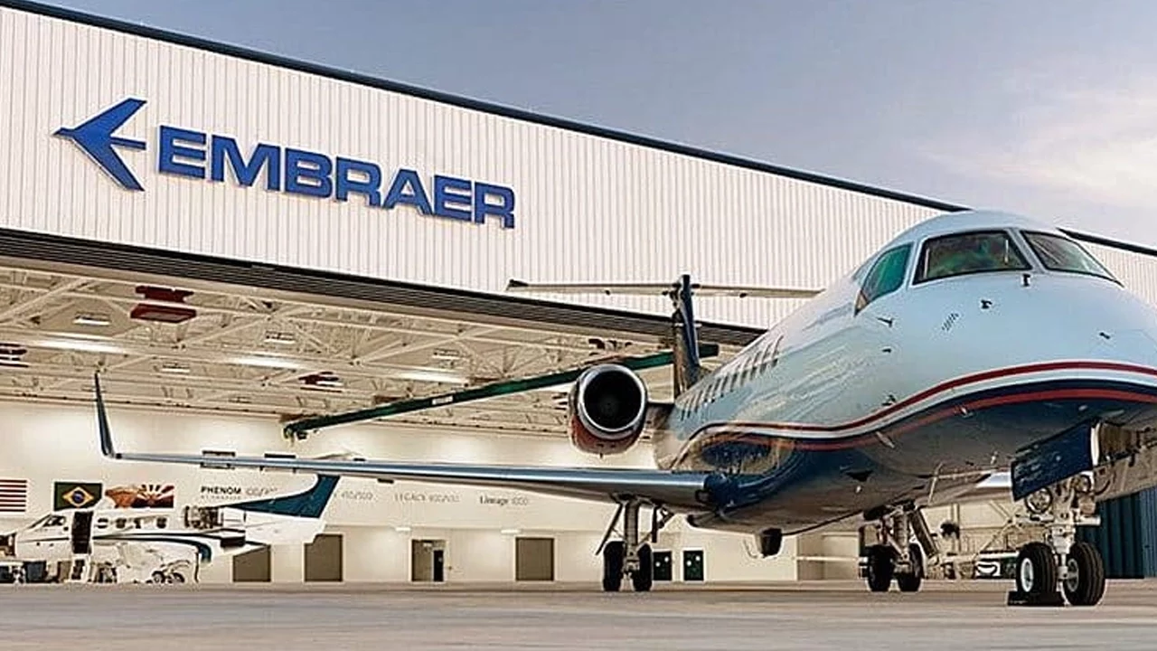Logo Embraer